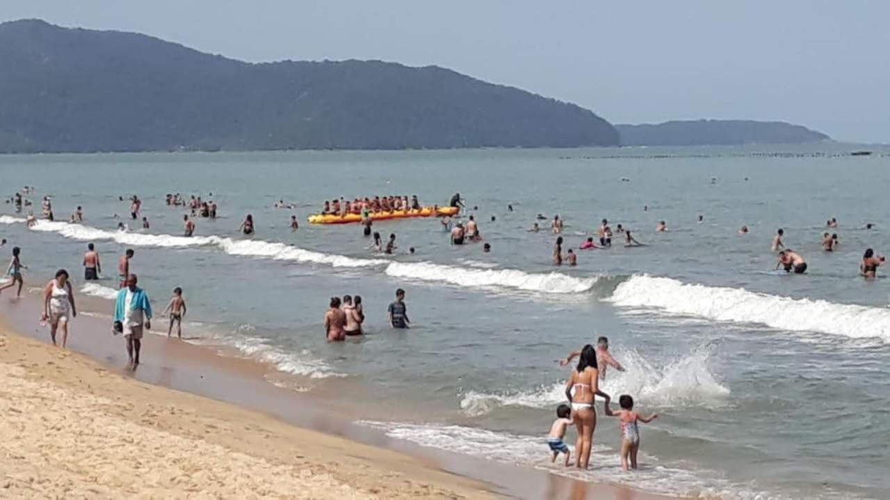 Alugo Apartamento Na Praia Cocanha Caraguatatuba Esterno foto