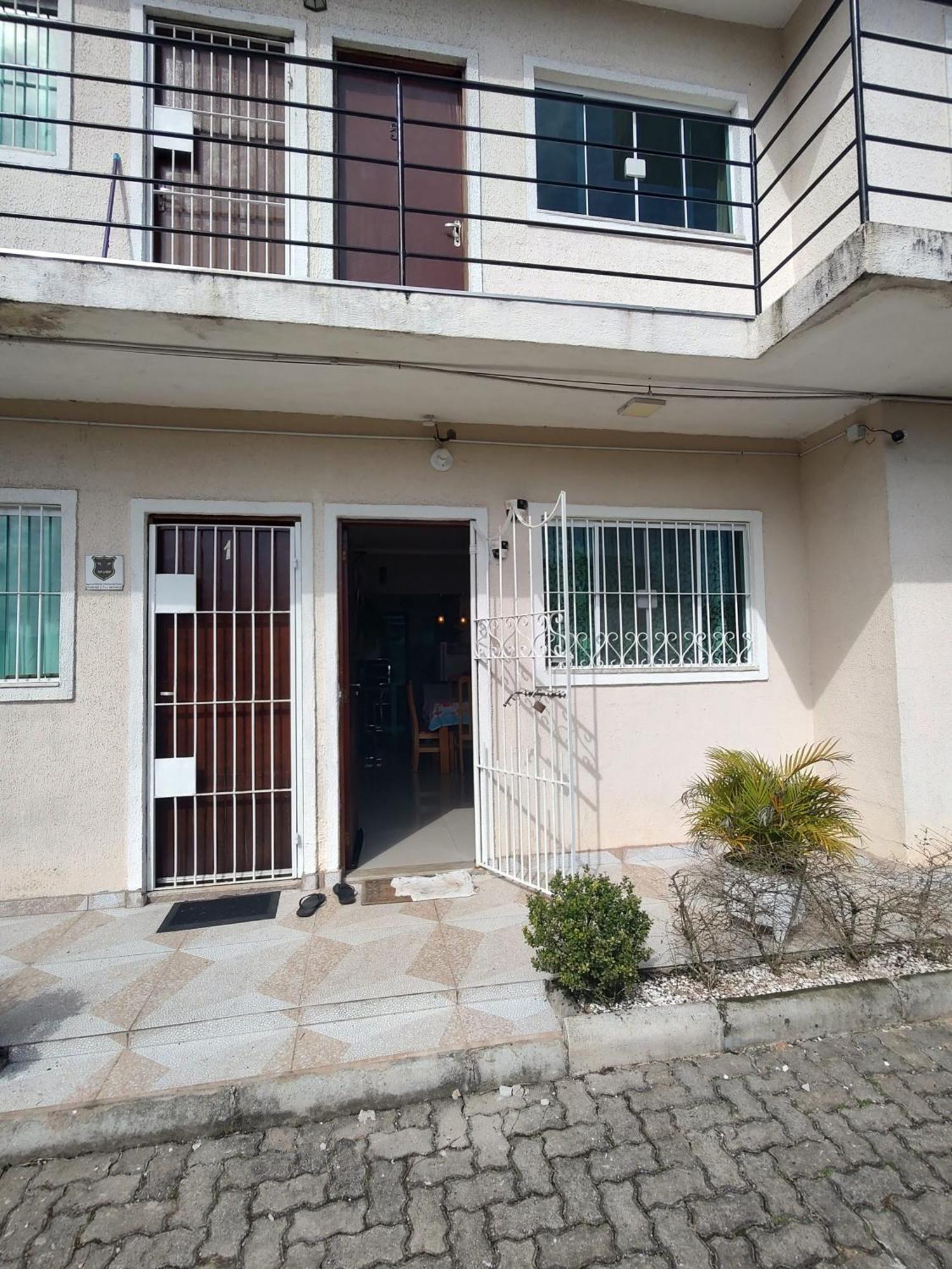 Alugo Apartamento Na Praia Cocanha Caraguatatuba Esterno foto